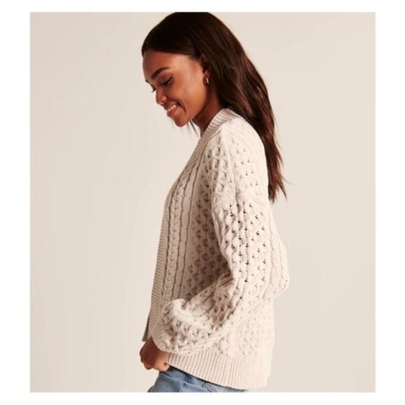 Abercrombie & Fitch Soft A&F Collection Cozy Chenille Cardigan Super Soft Size S - Picture 2 of 10